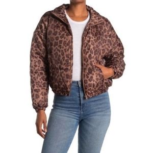 Abound Leopard Print Short Puffer Jacket Womens Sz Large NWT